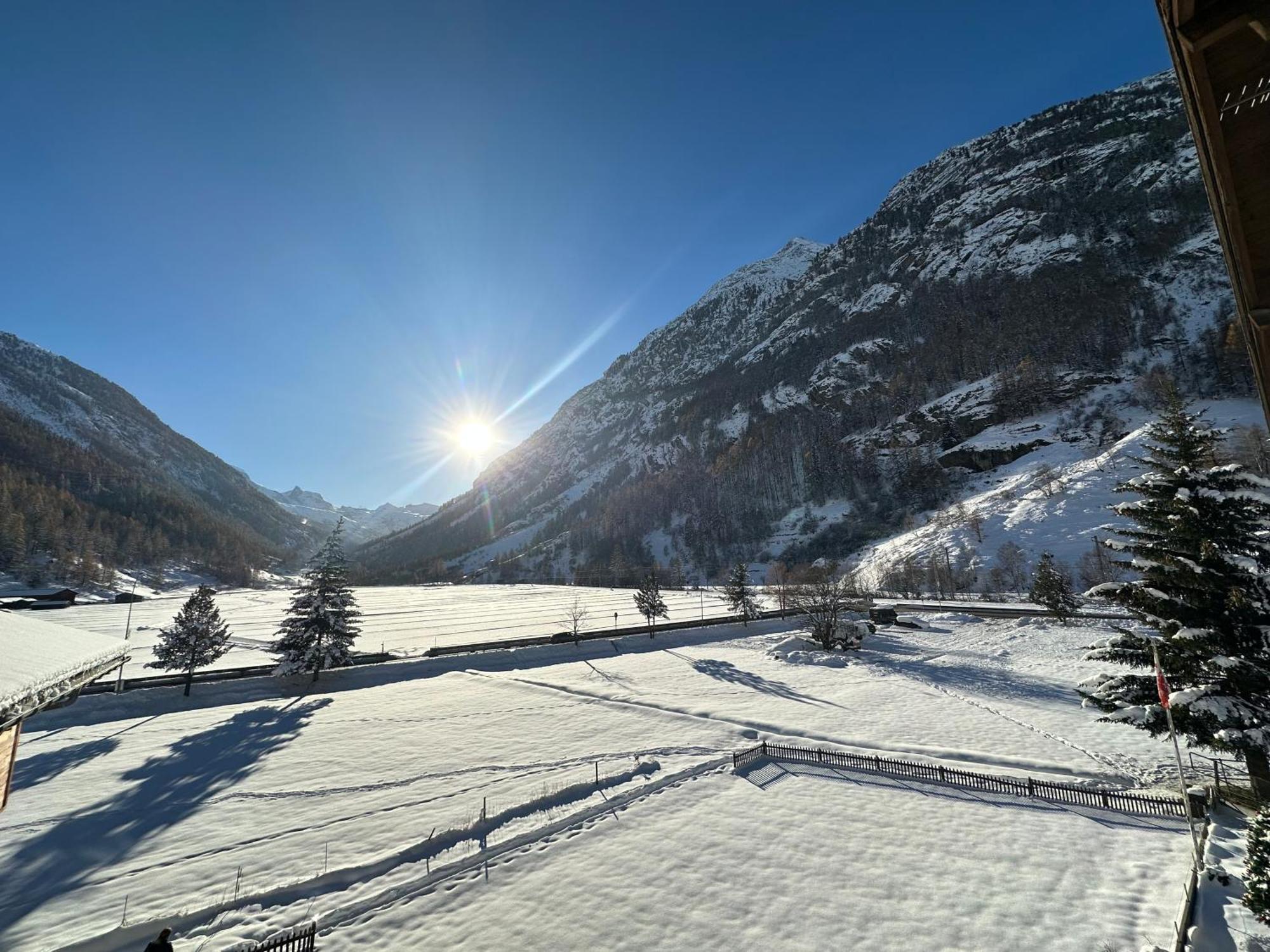 Апартаменты Relaxing Loft Haven Near Zermatt - Parking Free Таш Экстерьер фото